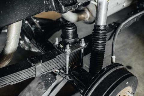 SuperBump Bumpstop Pair with Universal Brackets and Mounting Hardware for All-Pro Flip Plates Trail-Gear