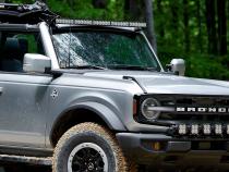 Bronco Roof Light Bar Kit 21-Up Ford Bronco 50 Onx6+ w/Upfitter Baja Designs